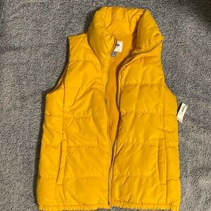 New-Old Navy Women Puff Vest